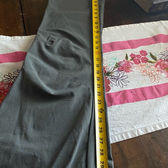 Women’s size 8 Reg Kuhl Strattus Hiking Pant - Picture 12 of 12